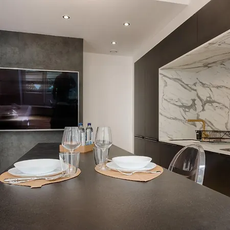 L'elegant ~ Proche Metro ~ Triangle D'or Apartment Lille