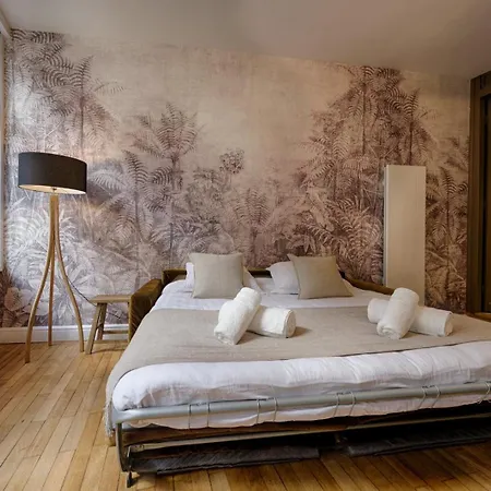 L'elegant ~ Proche Metro ~ Triangle D'or Appartement *