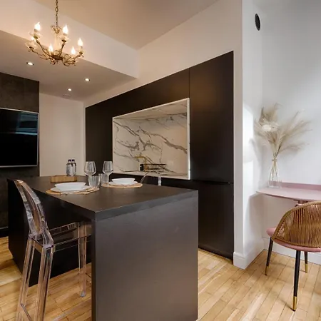 L'elegant ~ Proche Metro ~ Triangle D'or アパート