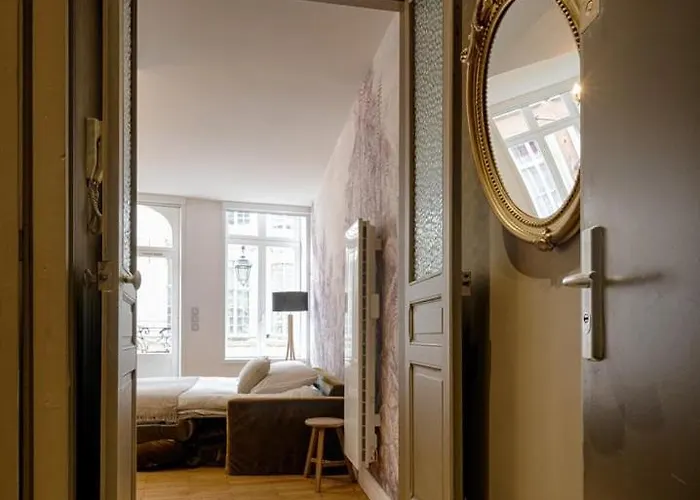 דירה L'elegant ~ Proche Metro ~ Triangle D'or