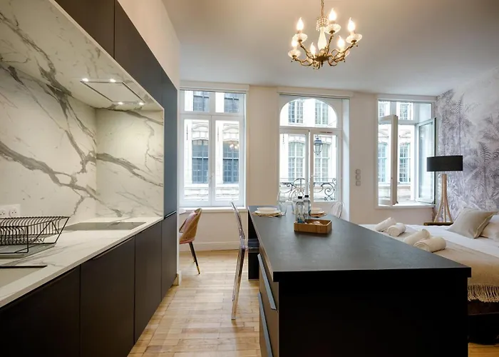 L'elegant ~ Proche Metro ~ Triangle D'or ליל